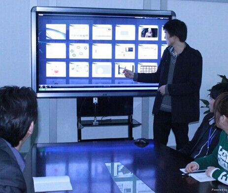 三猫壁挂多媒体教学一体机 开启互动教学新篇章